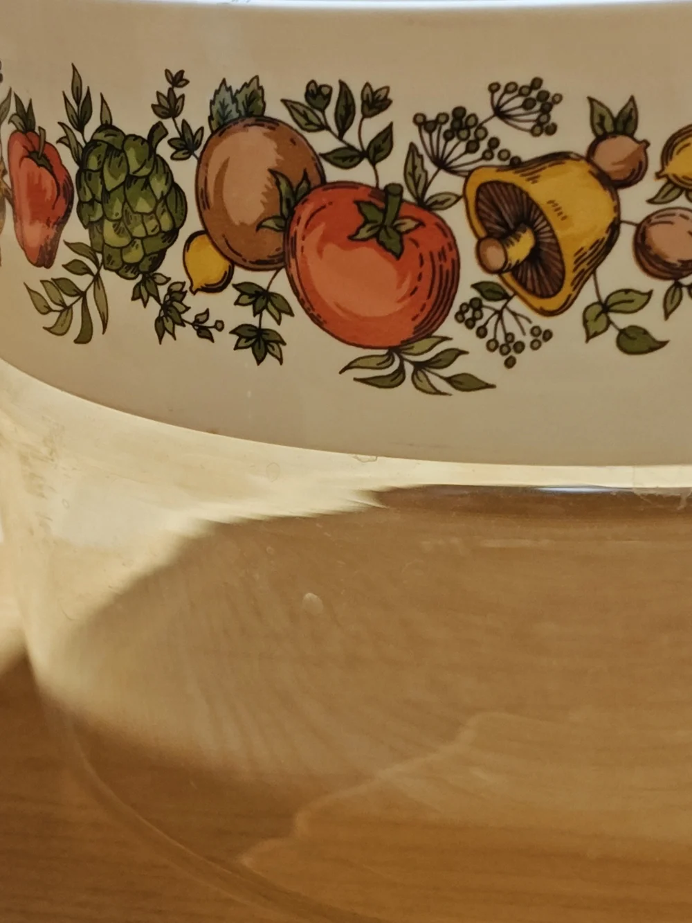 Pyrex Glass Food Storage Container with White Fruit-Patterned Lid